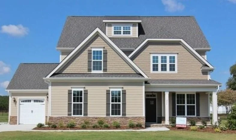 Modern Craftsman house Plan: 2-Story Floor Plan with CAD Designs