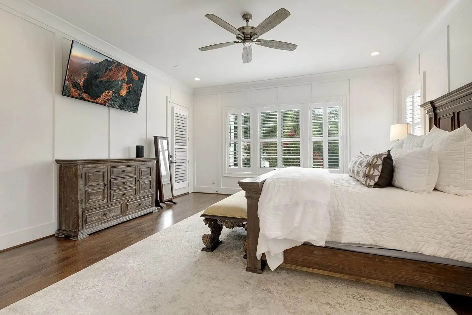 Elegant house Designs with Modern Floor Plan & Architecture