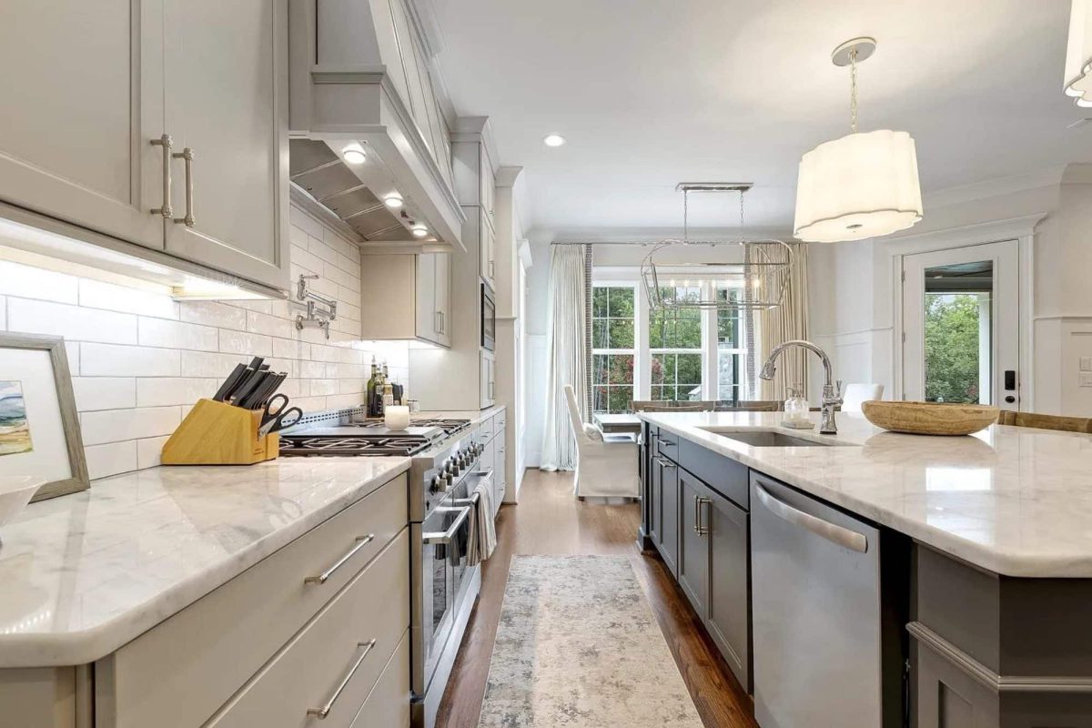 Elegant house Designs with Modern Floor Plan & Architecture