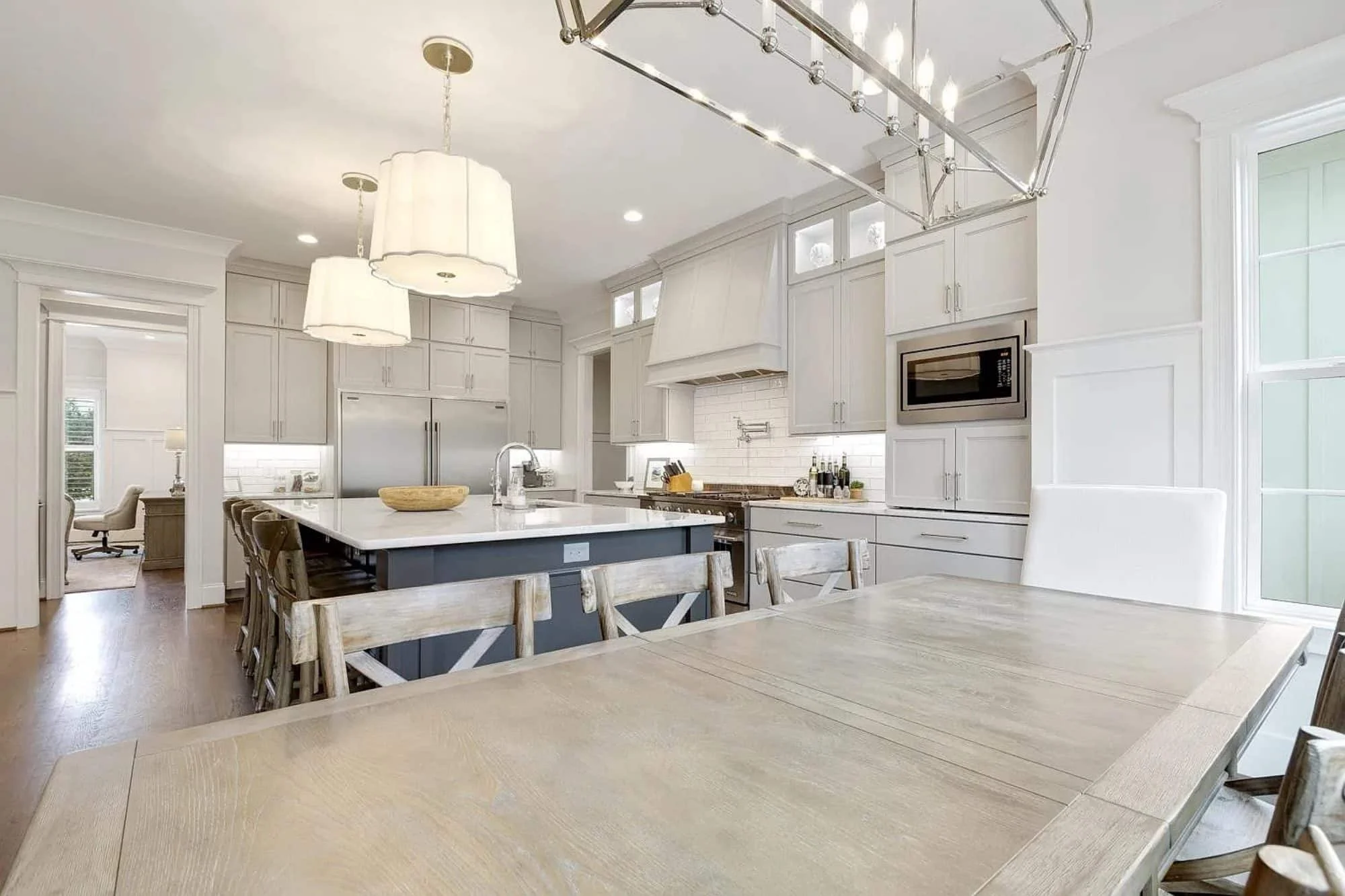 Elegant house Designs with Modern Floor Plan & Architecture