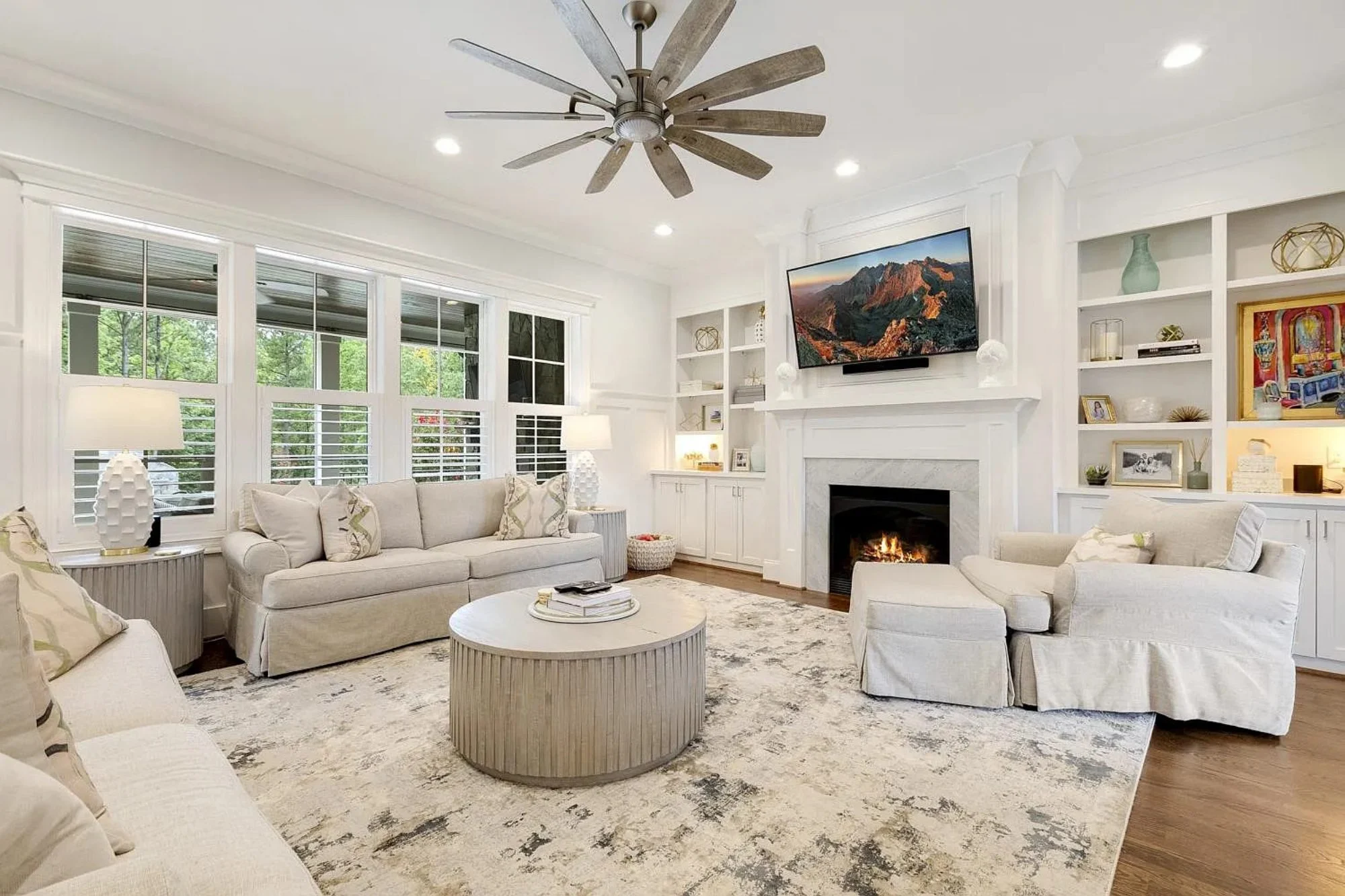 Elegant house Designs with Modern Floor Plan & Architecture