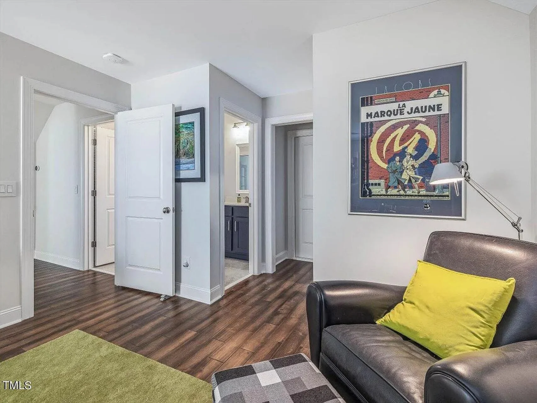 Traditional Craftsman house Plan with 4 Bedrooms and CAD Designs