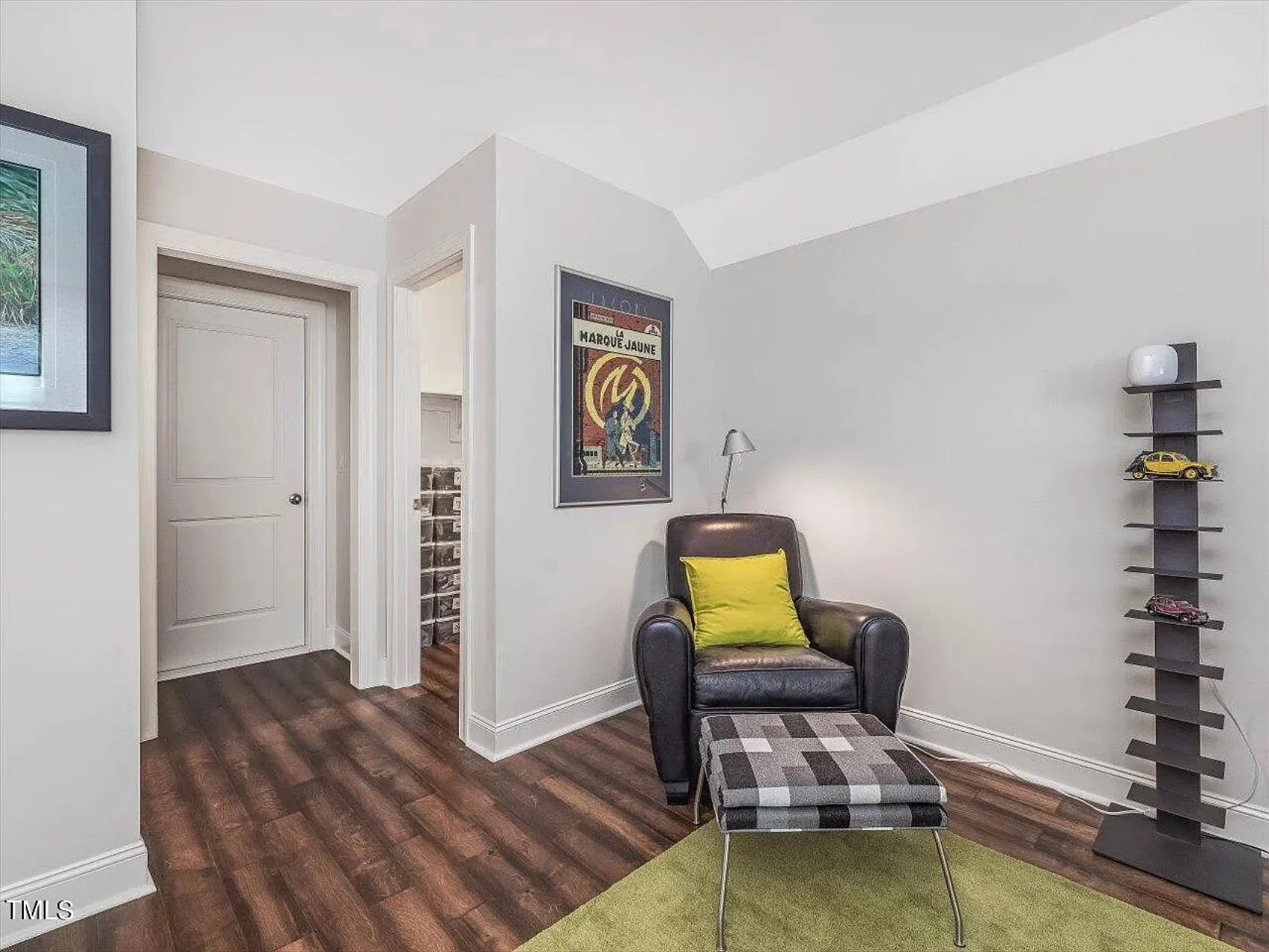 Traditional Craftsman house Plan with 4 Bedrooms and CAD Designs