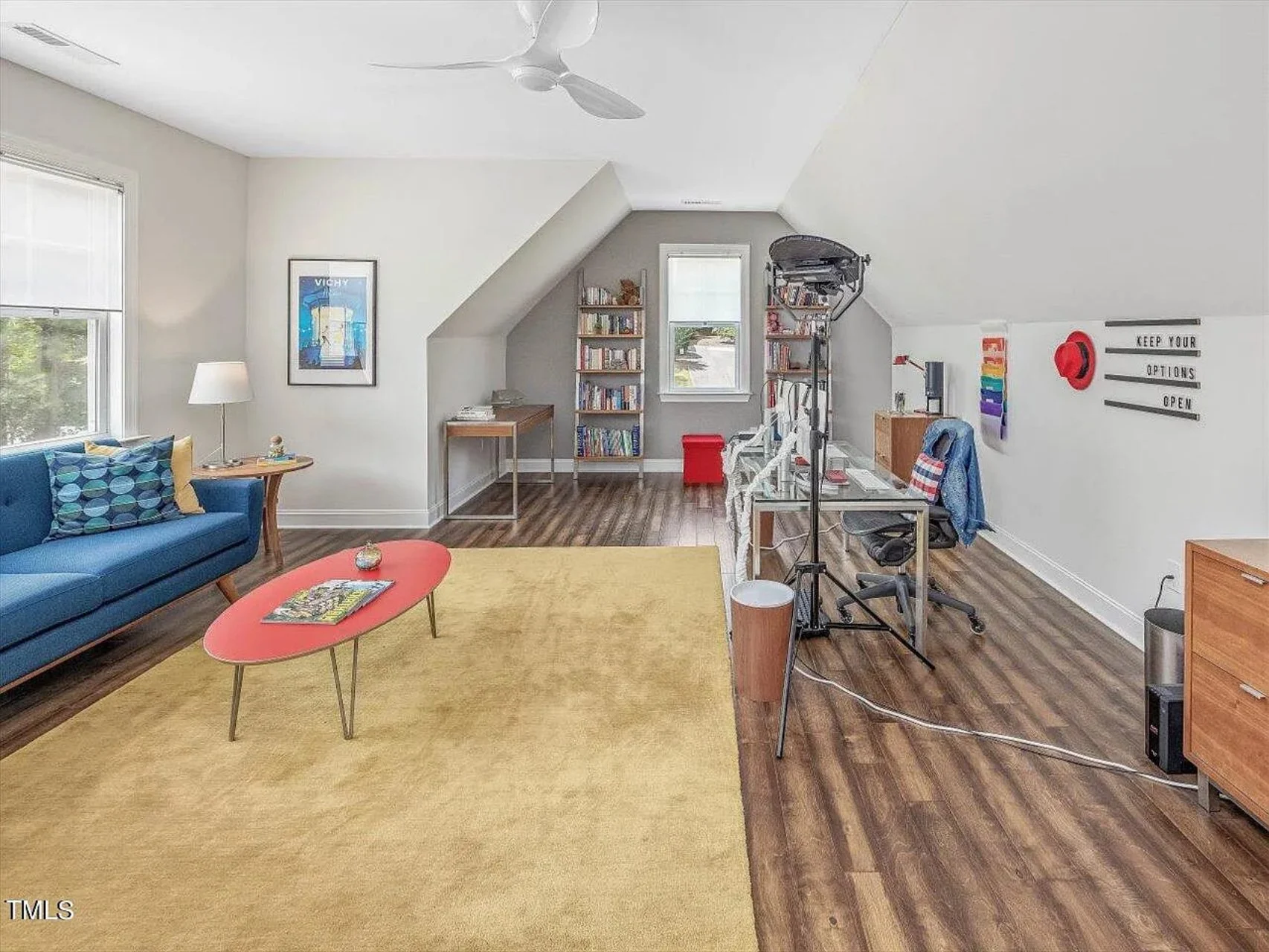 Traditional Craftsman house Plan with 4 Bedrooms and CAD Designs