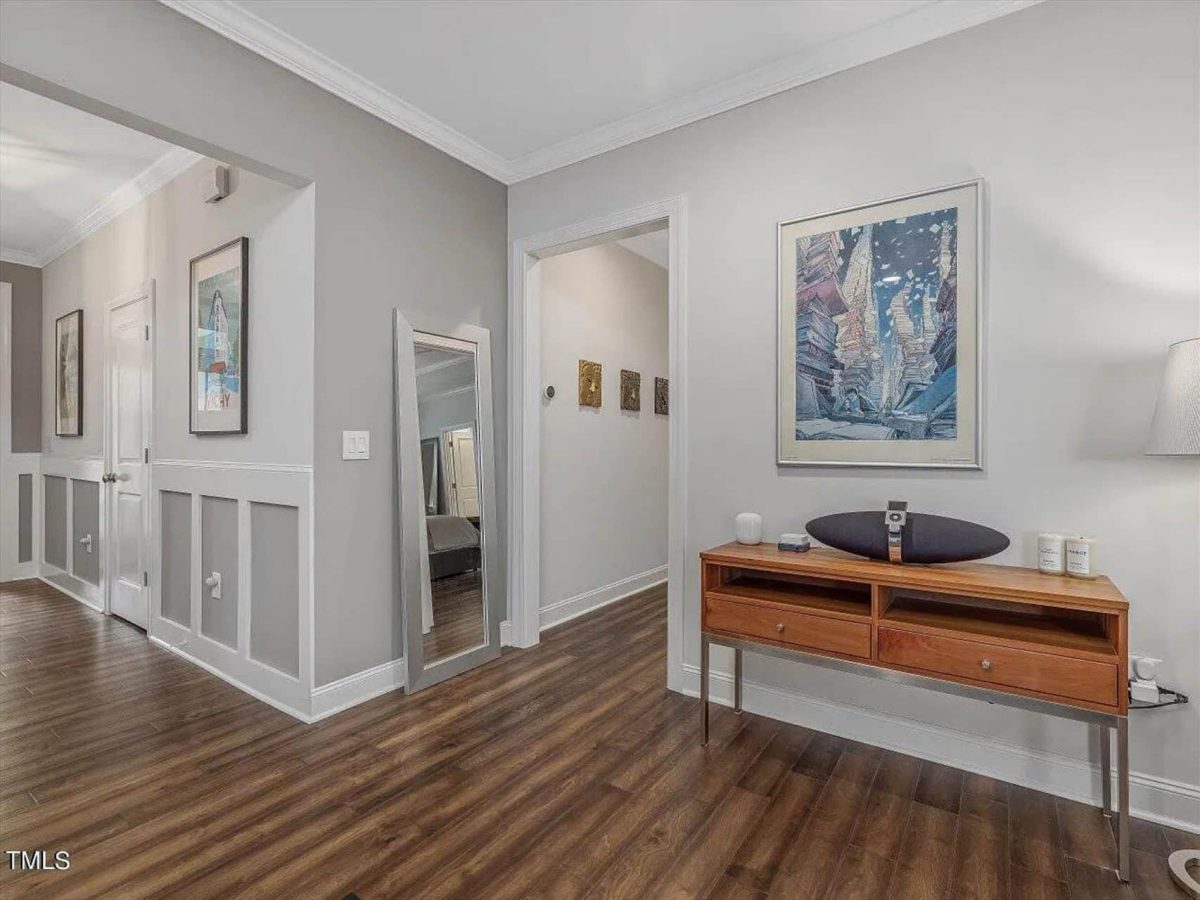 Traditional Craftsman house Plan with 4 Bedrooms and CAD Designs