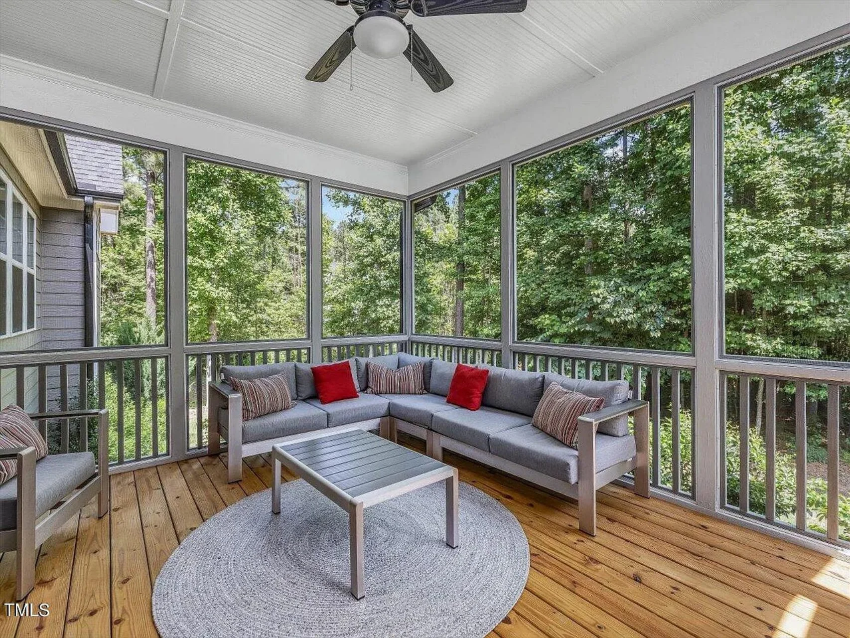 Traditional Craftsman house Plan with 4 Bedrooms and CAD Designs