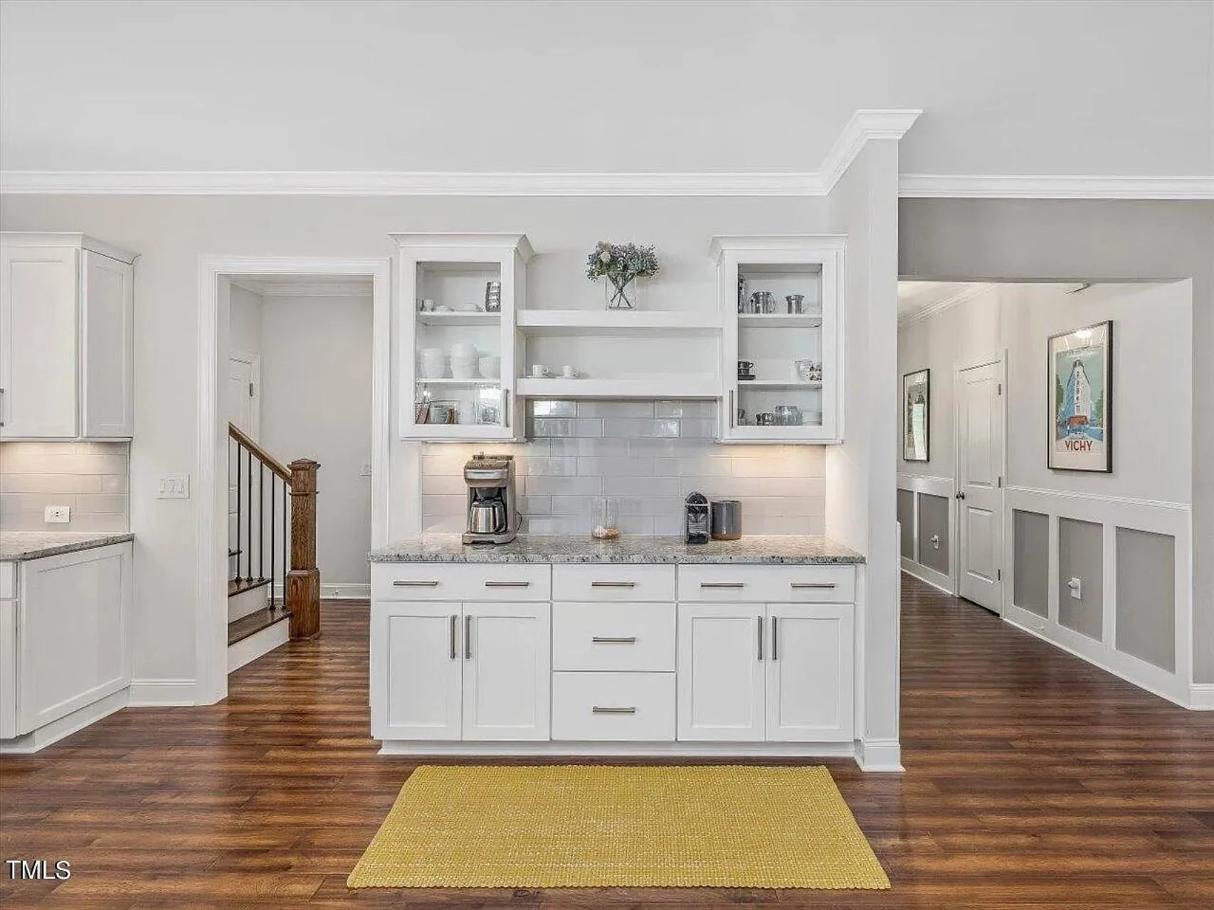 Traditional Craftsman house Plan with 4 Bedrooms and CAD Designs