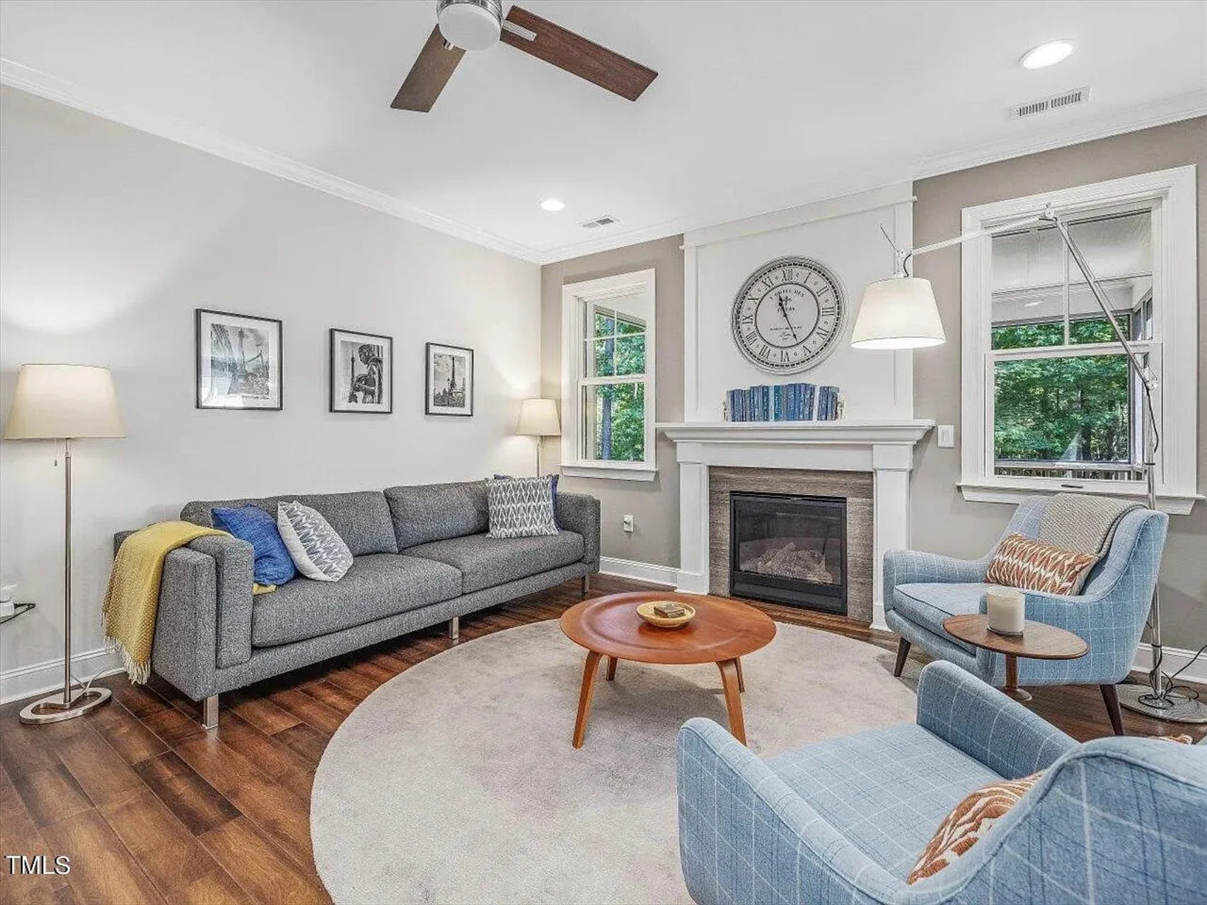 Traditional Craftsman house Plan with 4 Bedrooms and CAD Designs