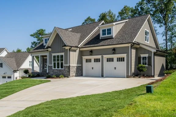 Craftsman house Plan with 2 Floors, CAD Blueprint & Design