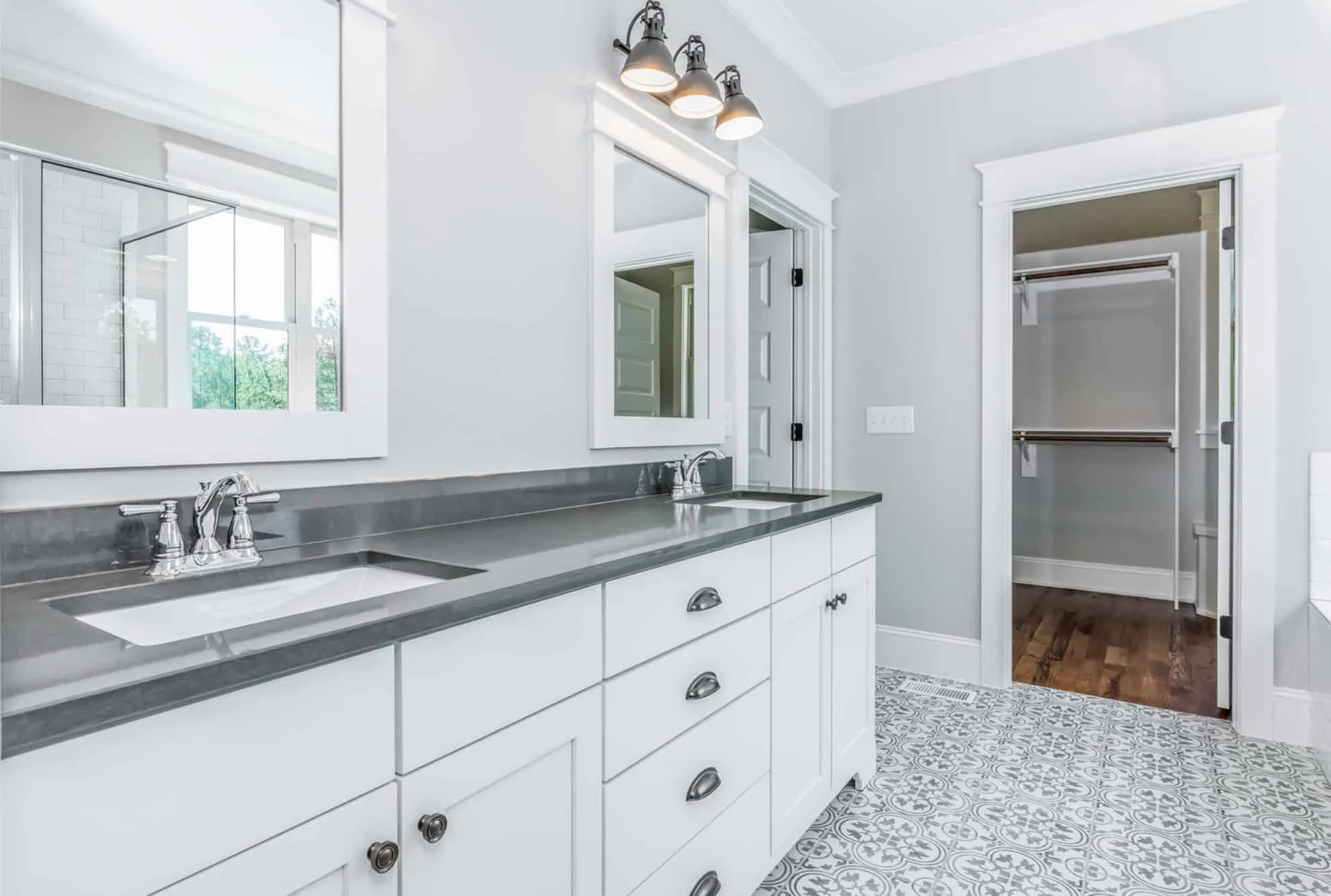 Charming house Plan with Spacious Floor Plan & CAD Designs