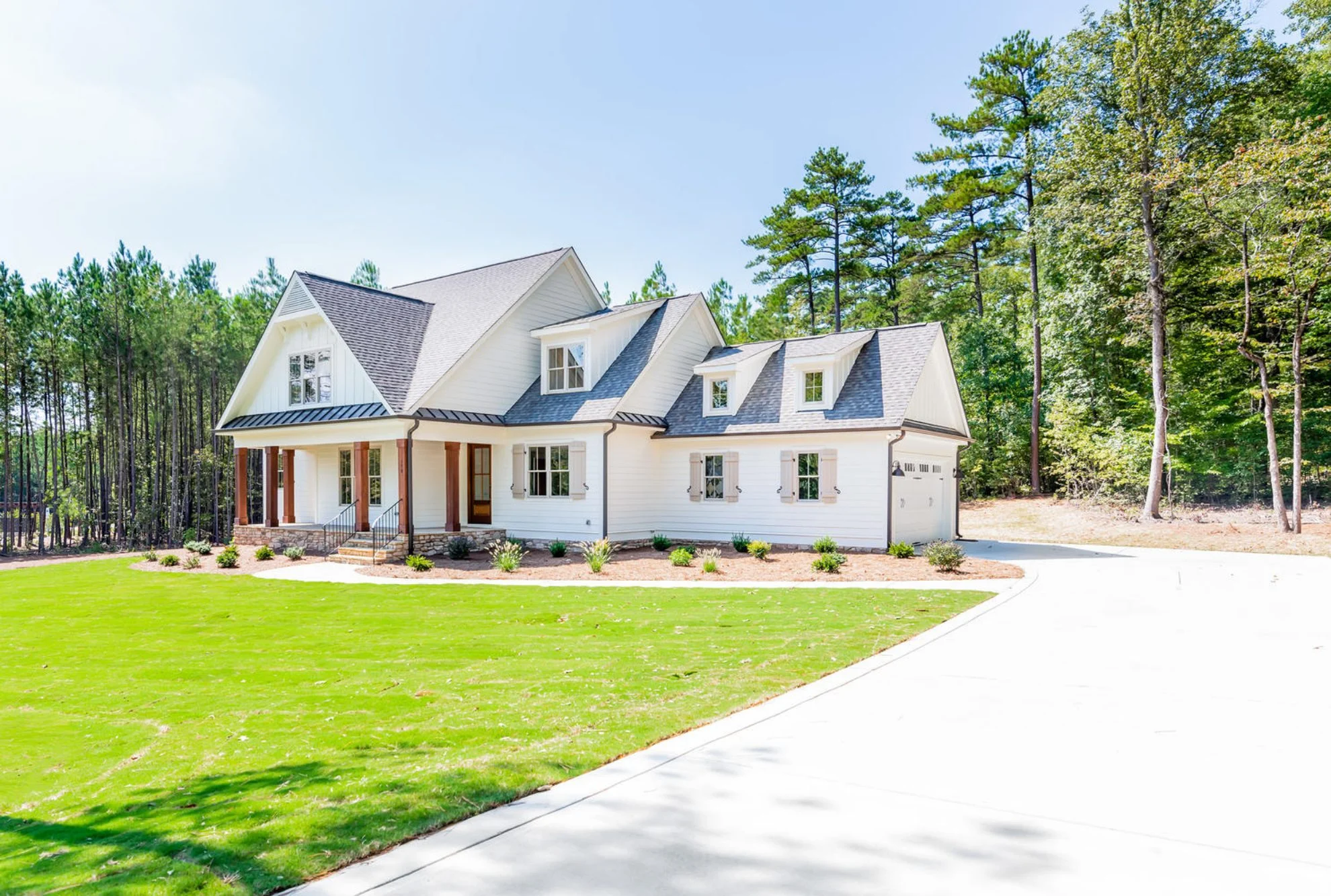 Charming house Plan with Spacious Floor Plan & CAD Designs