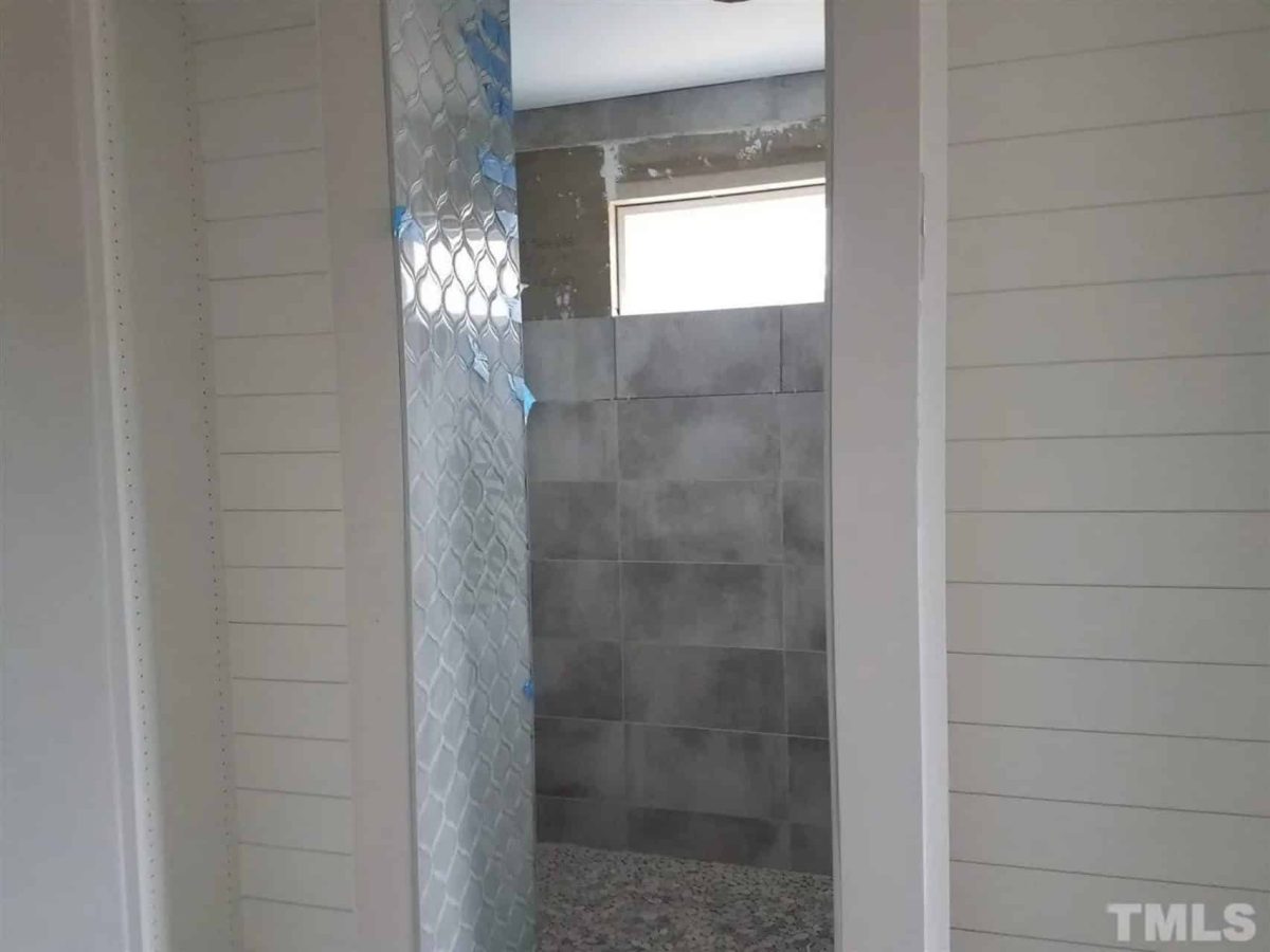 Modern house Plan with Spacious Floor Design and CAD Blueprint