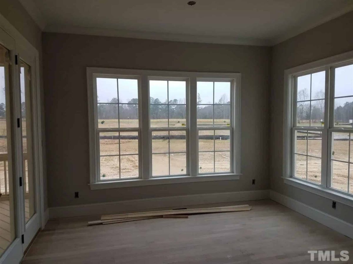 Modern house Plan with Spacious Floor Design and CAD Blueprint