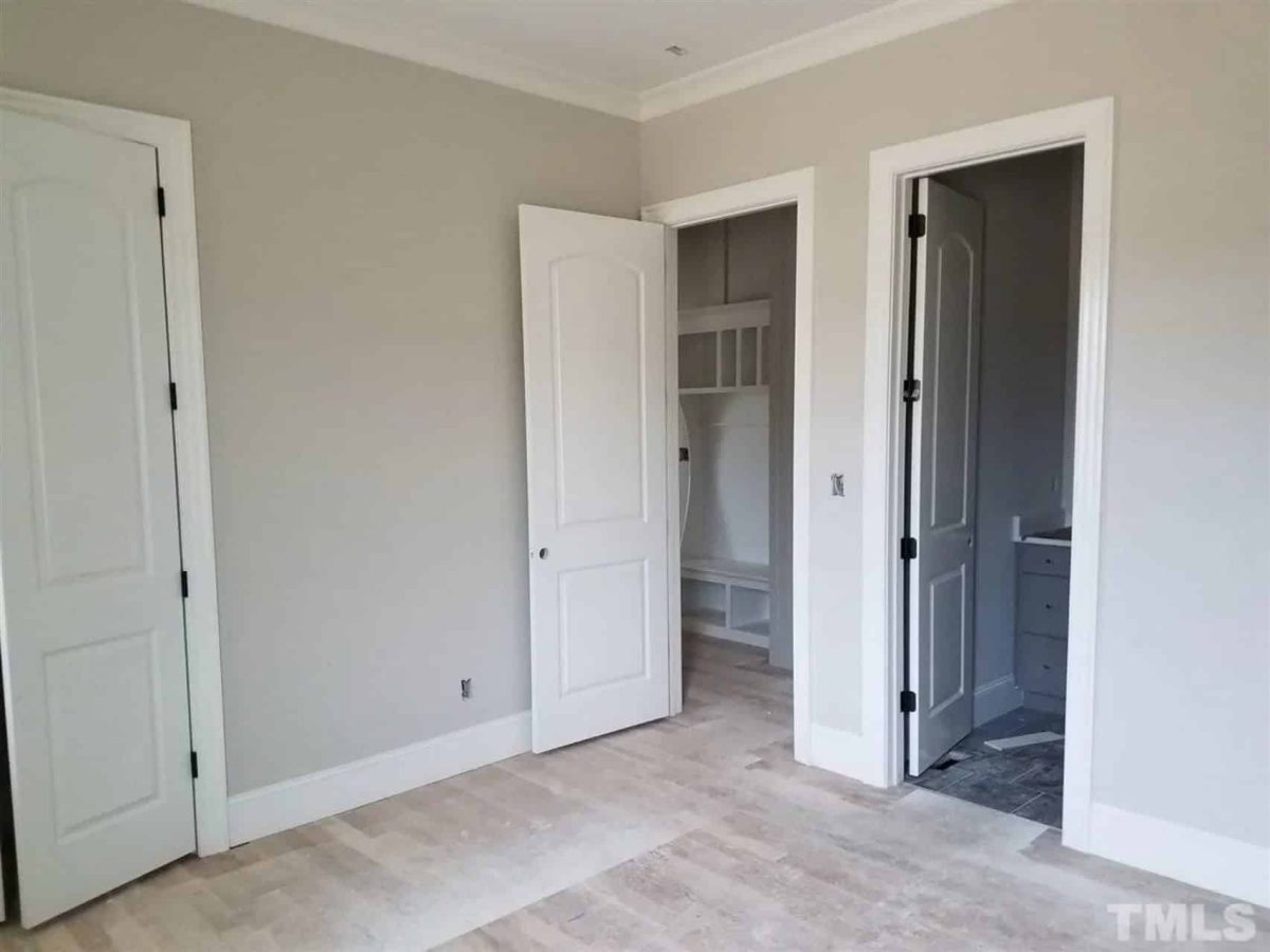 Modern house Plan with Spacious Floor Design and CAD Blueprint