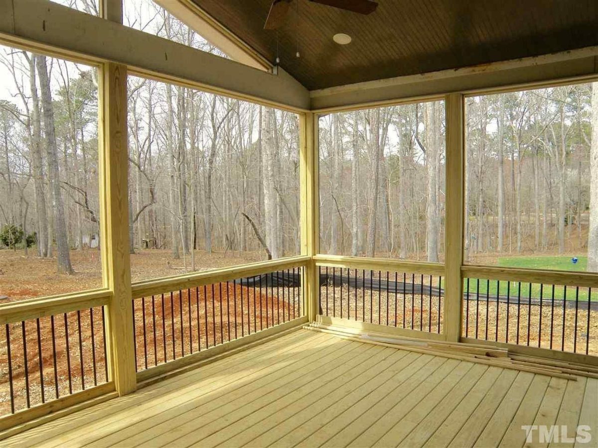 Spacious house Plan with Stunning CAD Floor Plan Designs