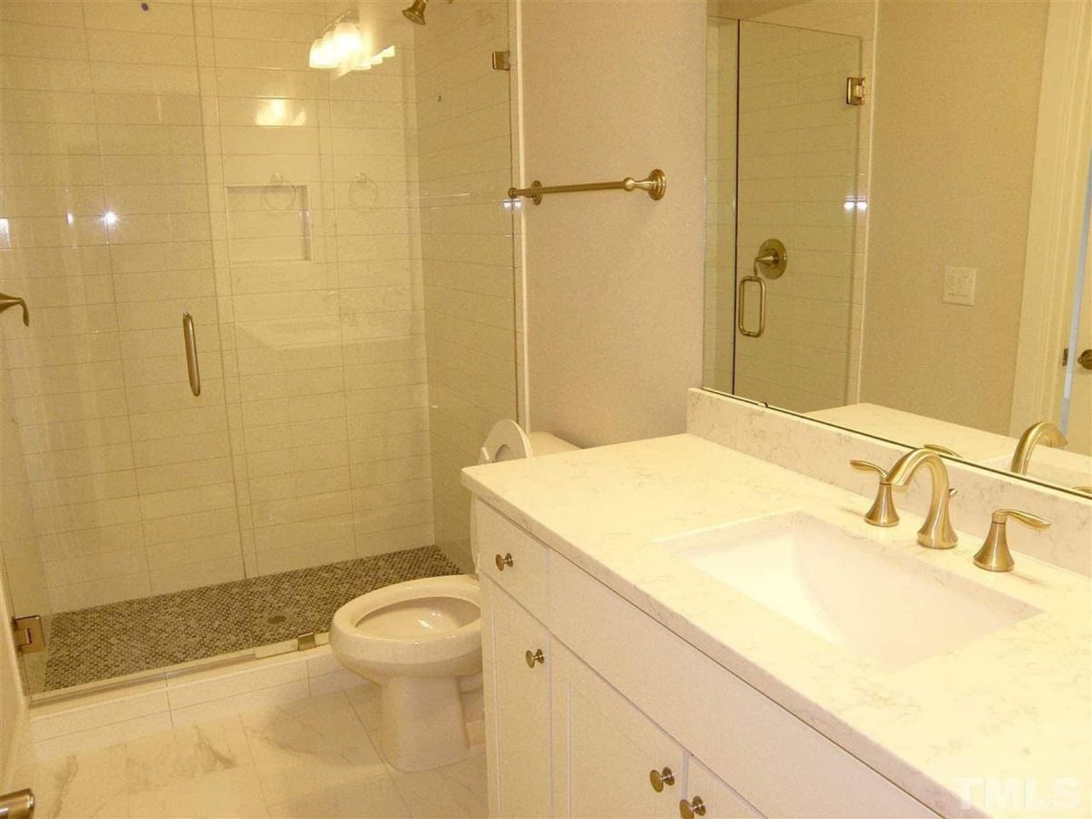 Spacious house Plan with Stunning CAD Floor Plan Designs