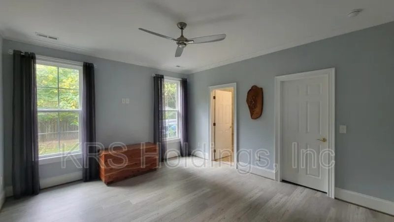 Architectural house Plan with 5 Bedrooms and 2 Floors