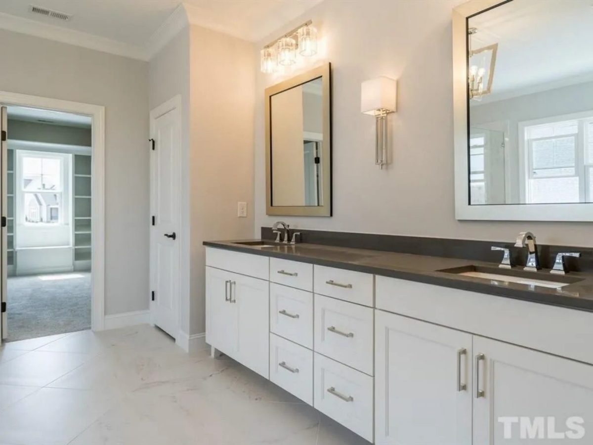 Elegant house Plan with Detailed Blueprint, CAD, and Architecture Designs