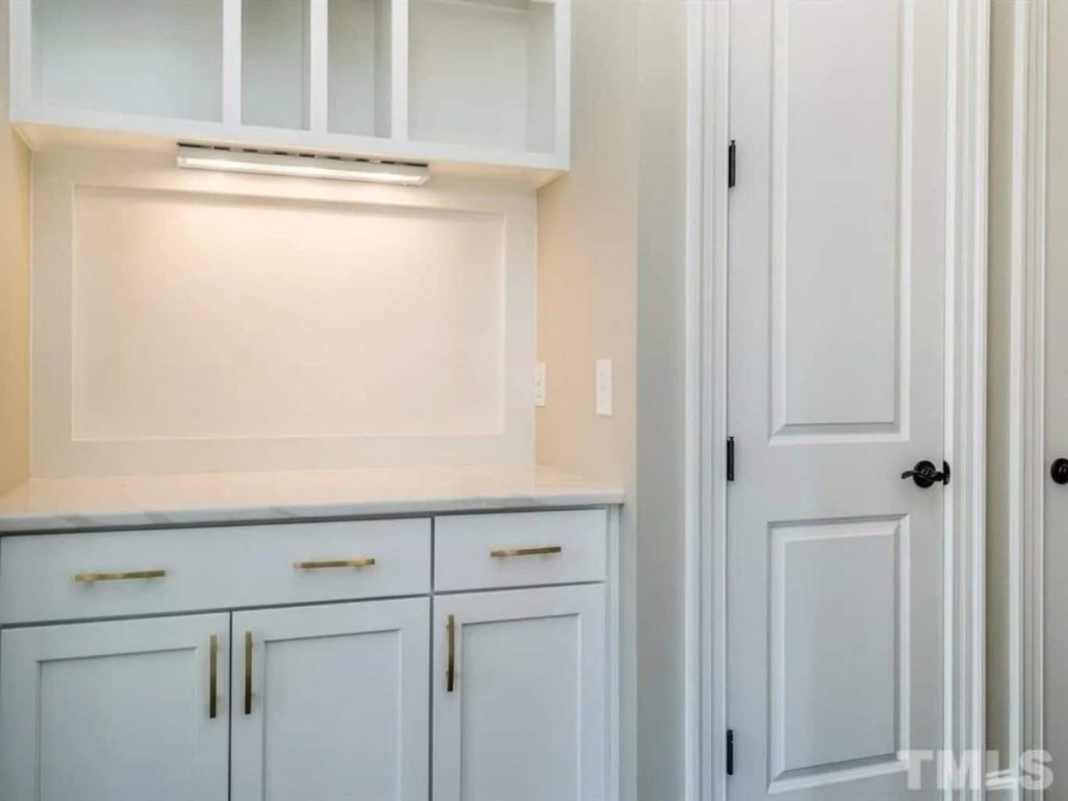 Elegant house Plan with Detailed Blueprint, CAD, and Architecture Designs