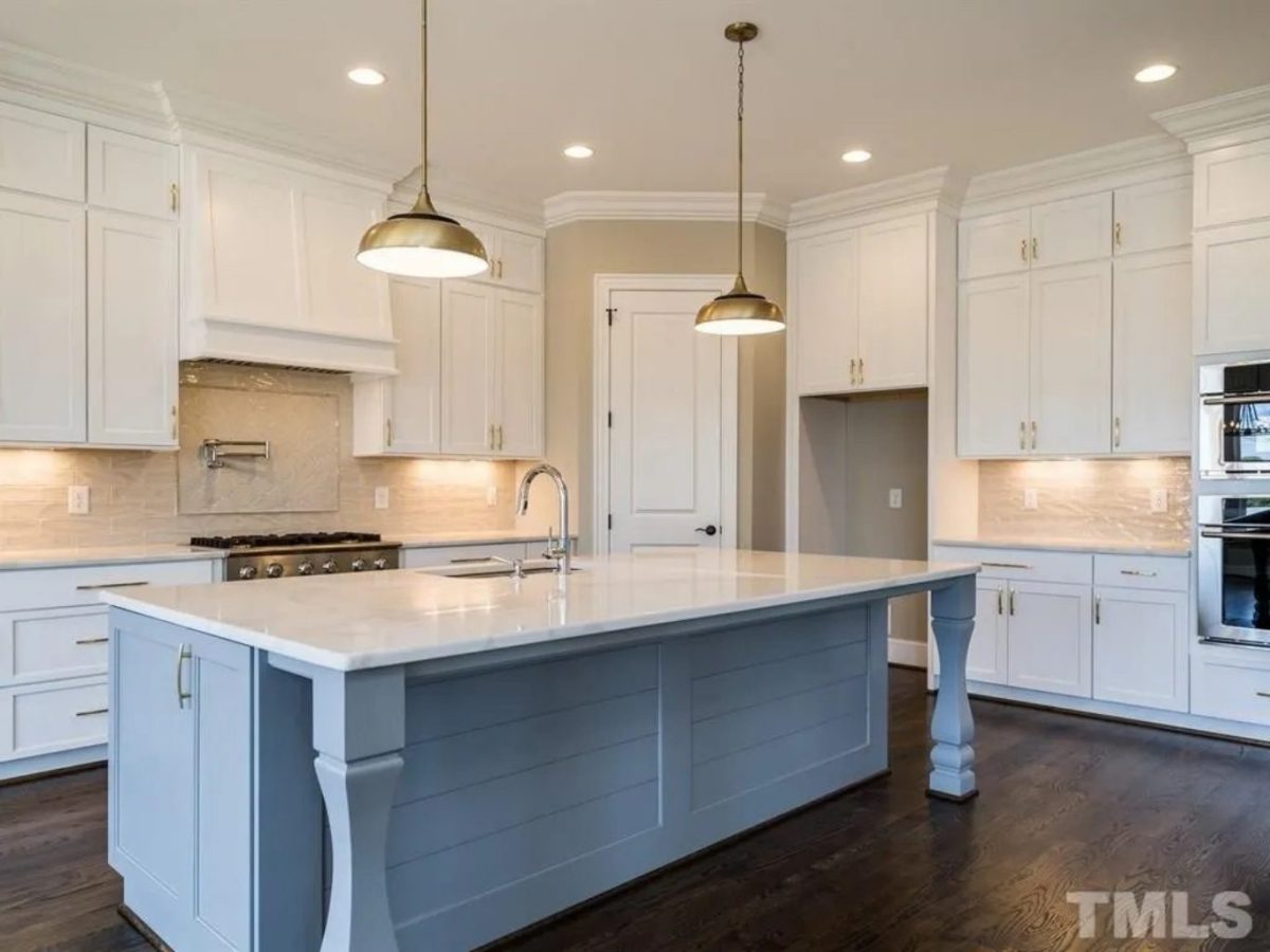 Elegant house Plan with Detailed Blueprint, CAD, and Architecture Designs