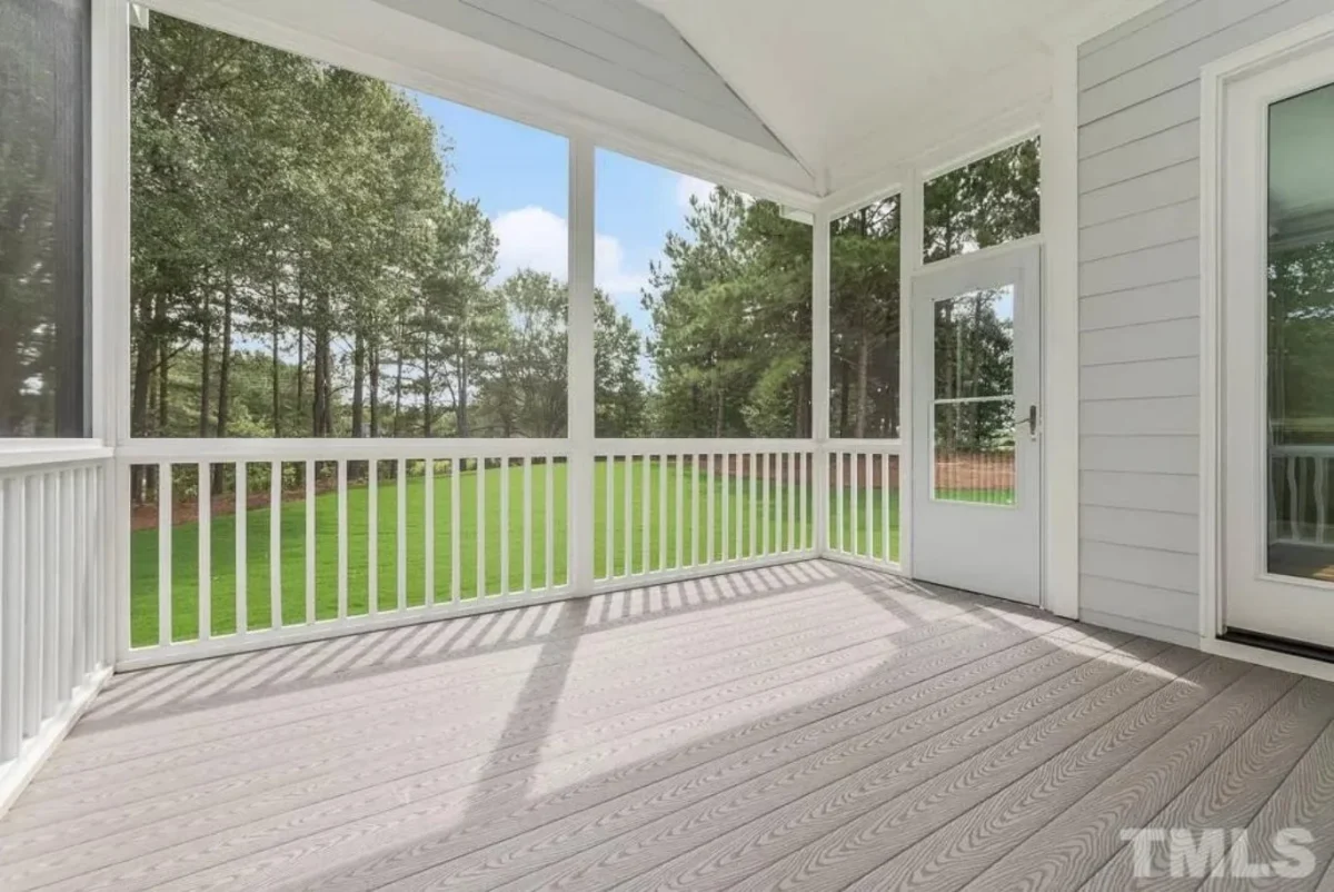 Traditional Craftsman house Plan with Spacious Floor Designs