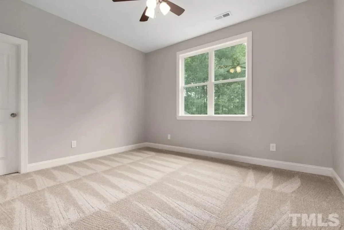 Traditional Craftsman house Plan with Spacious Floor Designs