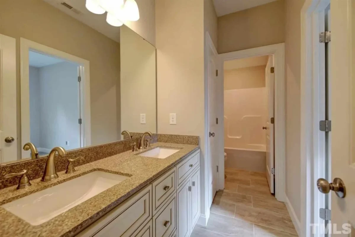 Traditional Craftsman house Plan with Spacious Floor Designs