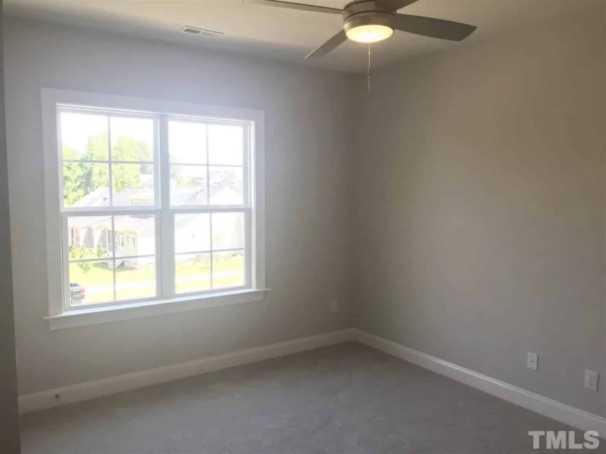 Charming house Plan with Spacious Layout and Modern Designs