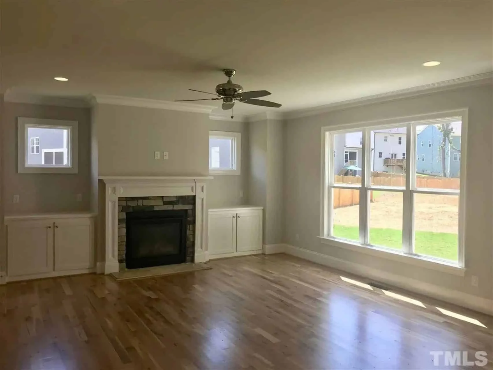 Charming house Plan with Spacious Layout and Modern Designs