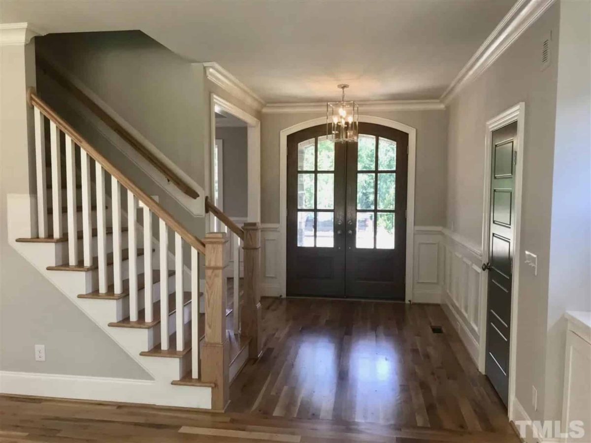 Charming house Plan with Spacious Layout and Modern Designs