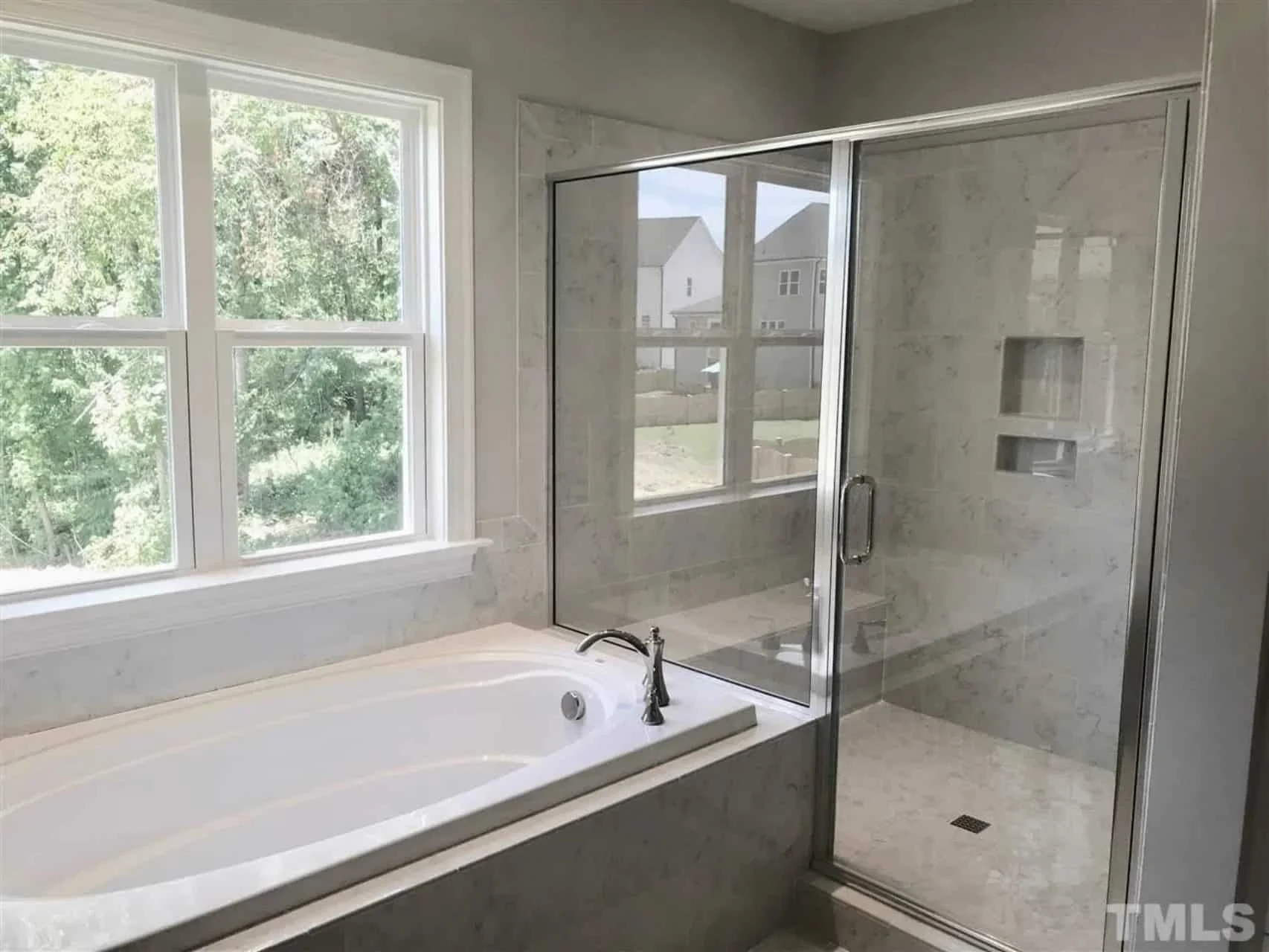 Charming house Plan with Spacious Layout and Modern Designs