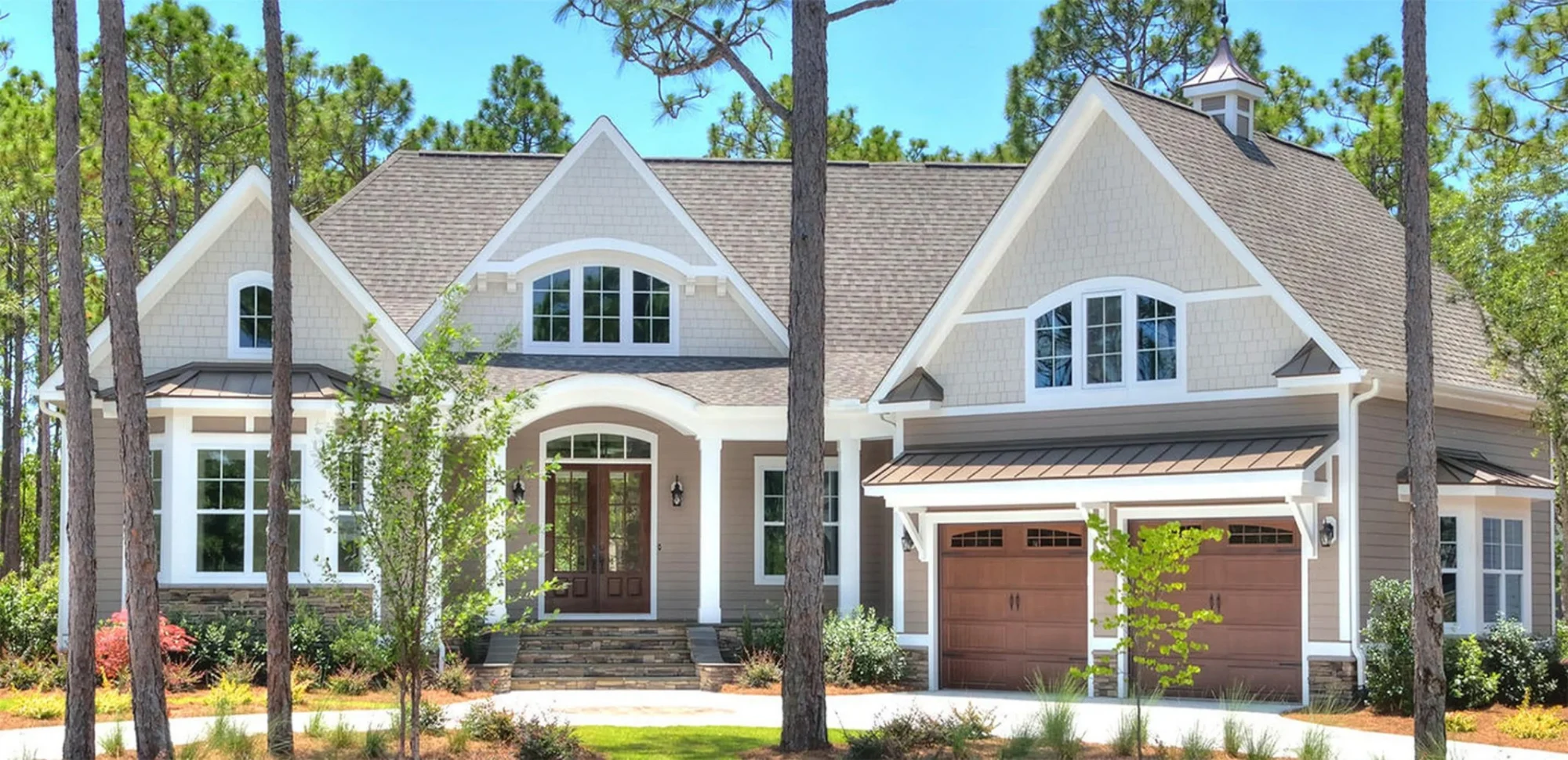 Stylish house Plan with Bonus Room