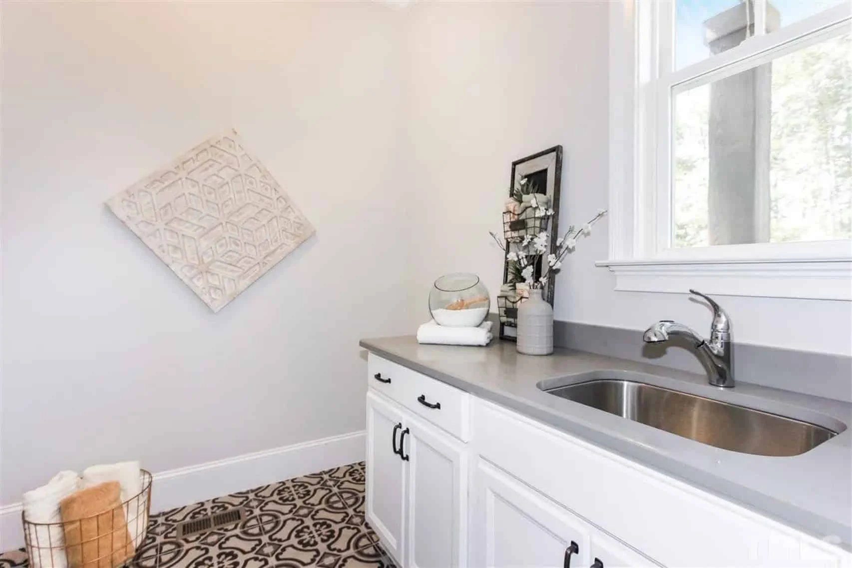 Beautiful house Plan with 2-Story Floor Plan & CAD Designs