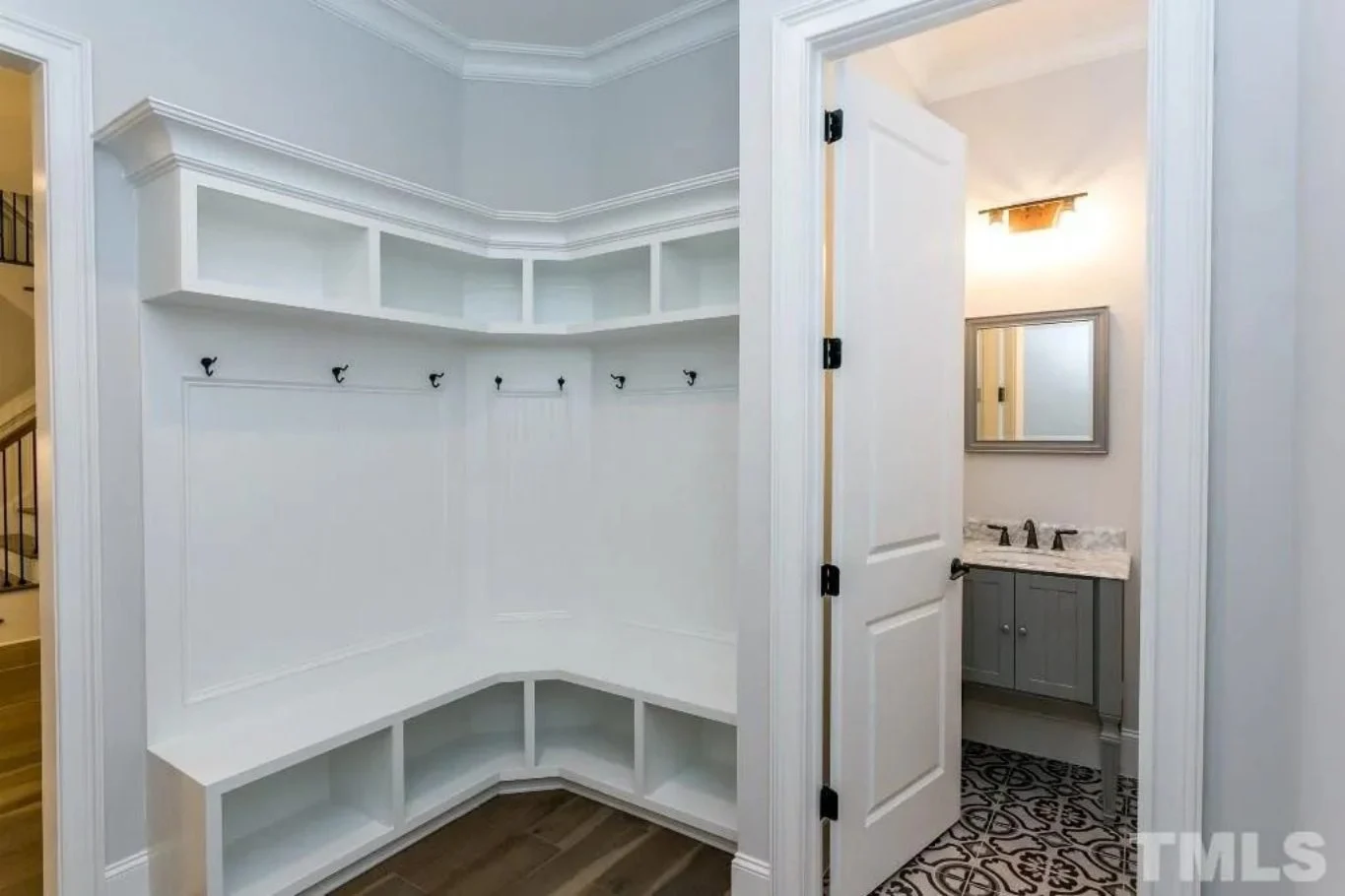 Beautiful house Plan with 2-Story Floor Plan & CAD Designs