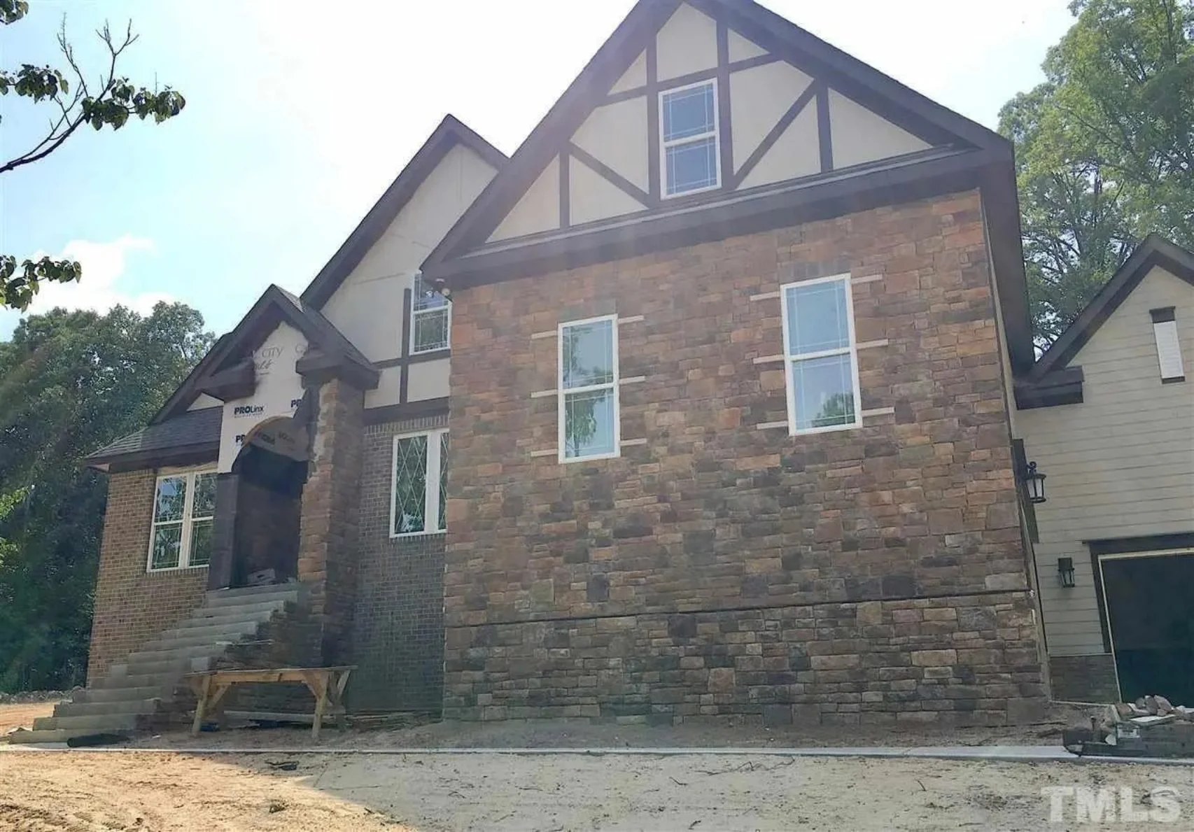 17-2007 HOUSE PLAN - Tudor House Floor Plan with CAD Designs and 2 Stories 2 Tudor house Floor Plan with CAD Designs and 2 Stories