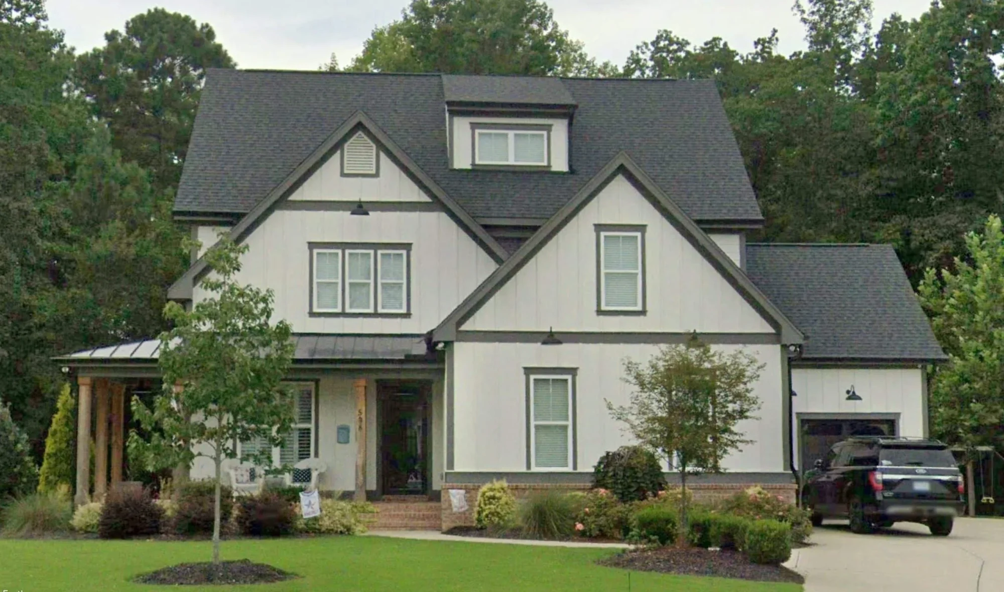 Elegant house Plan with 2-Story Floor Plan and CAD Designs