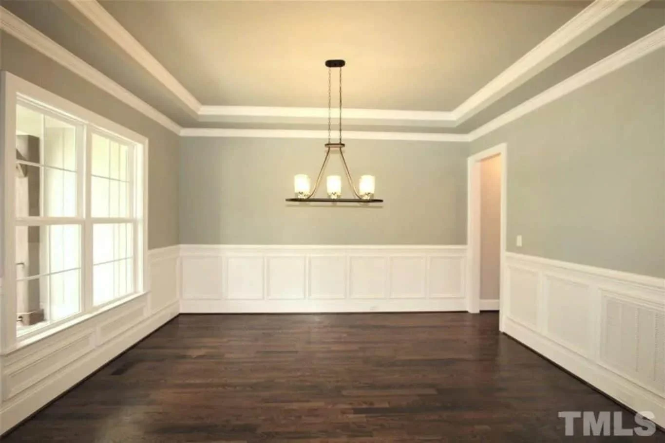 Modern house Floor Plan with 4 Bedrooms, CAD Designs & Features