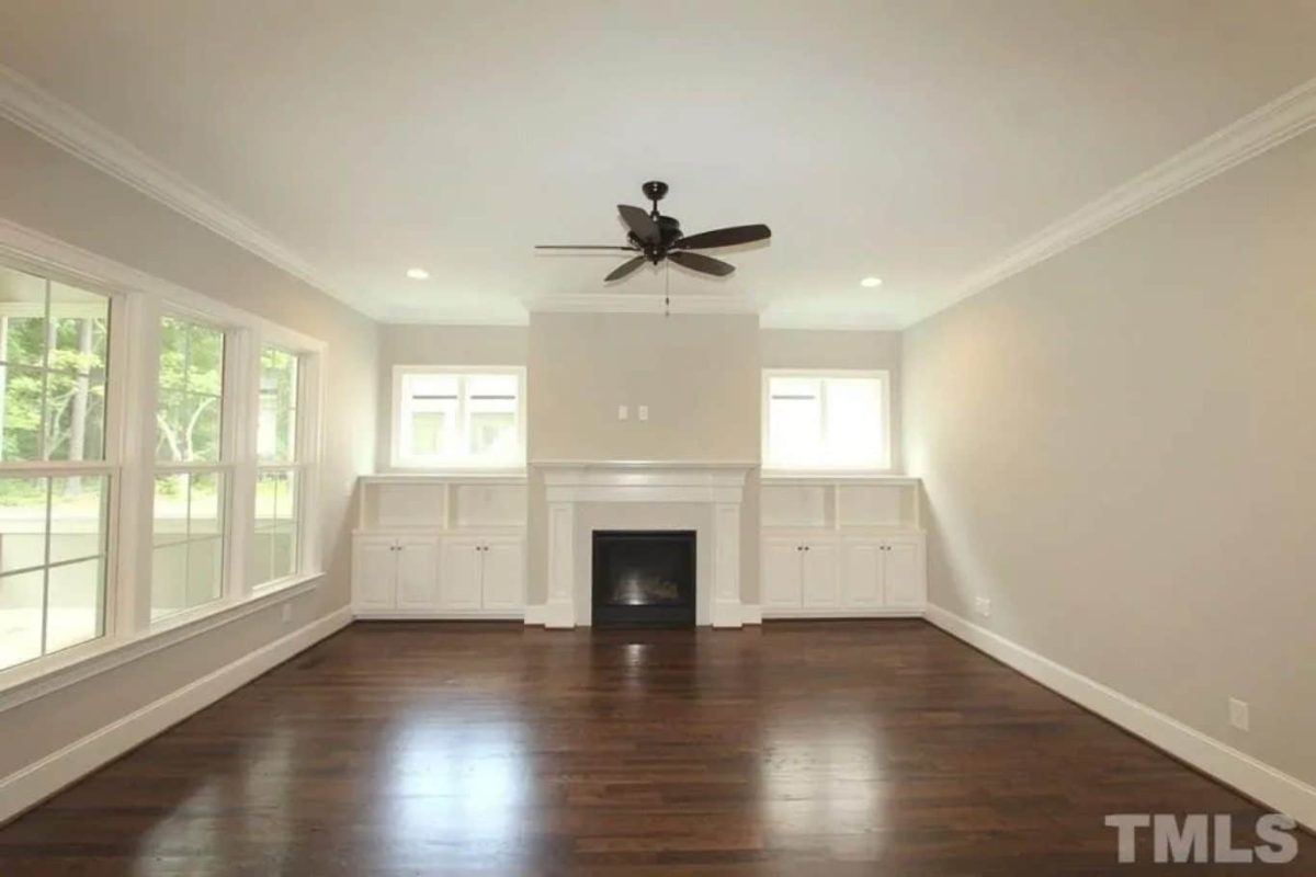 Modern house Floor Plan with 4 Bedrooms, CAD Designs & Features