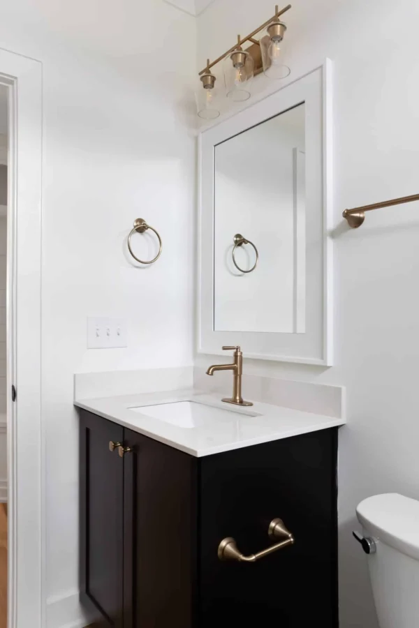 Modern Farmhouse house Plan with Detailed Blueprint Designs