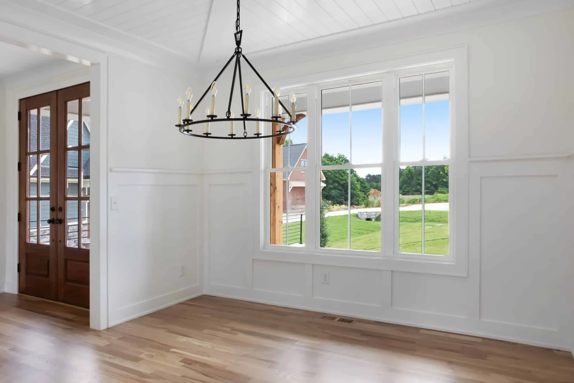 Modern Farmhouse house Plan with Detailed Blueprint Designs