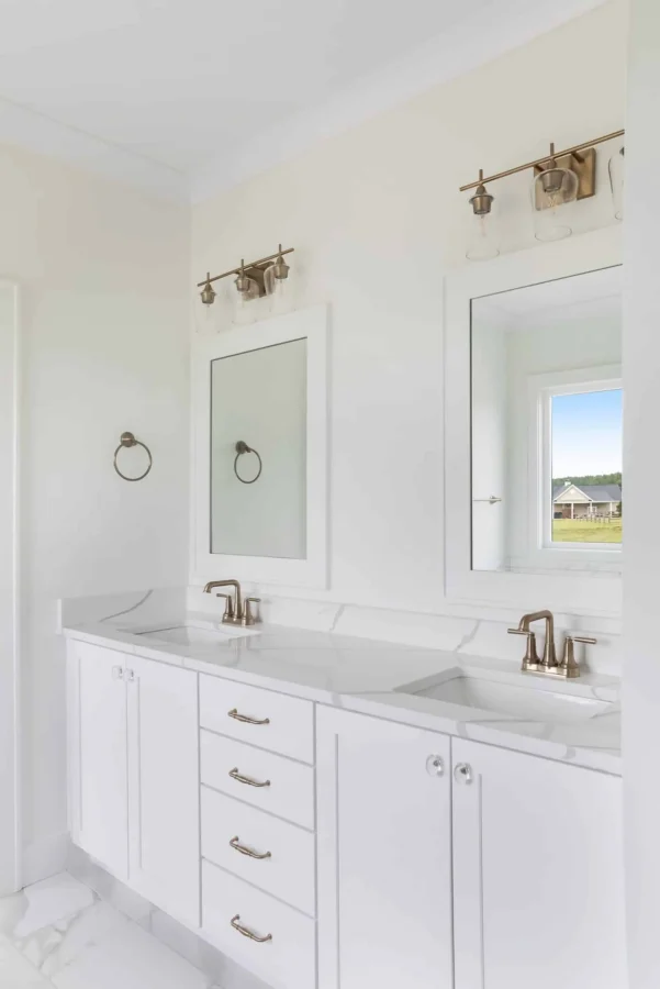 Modern Farmhouse house Plan with Detailed Blueprint Designs