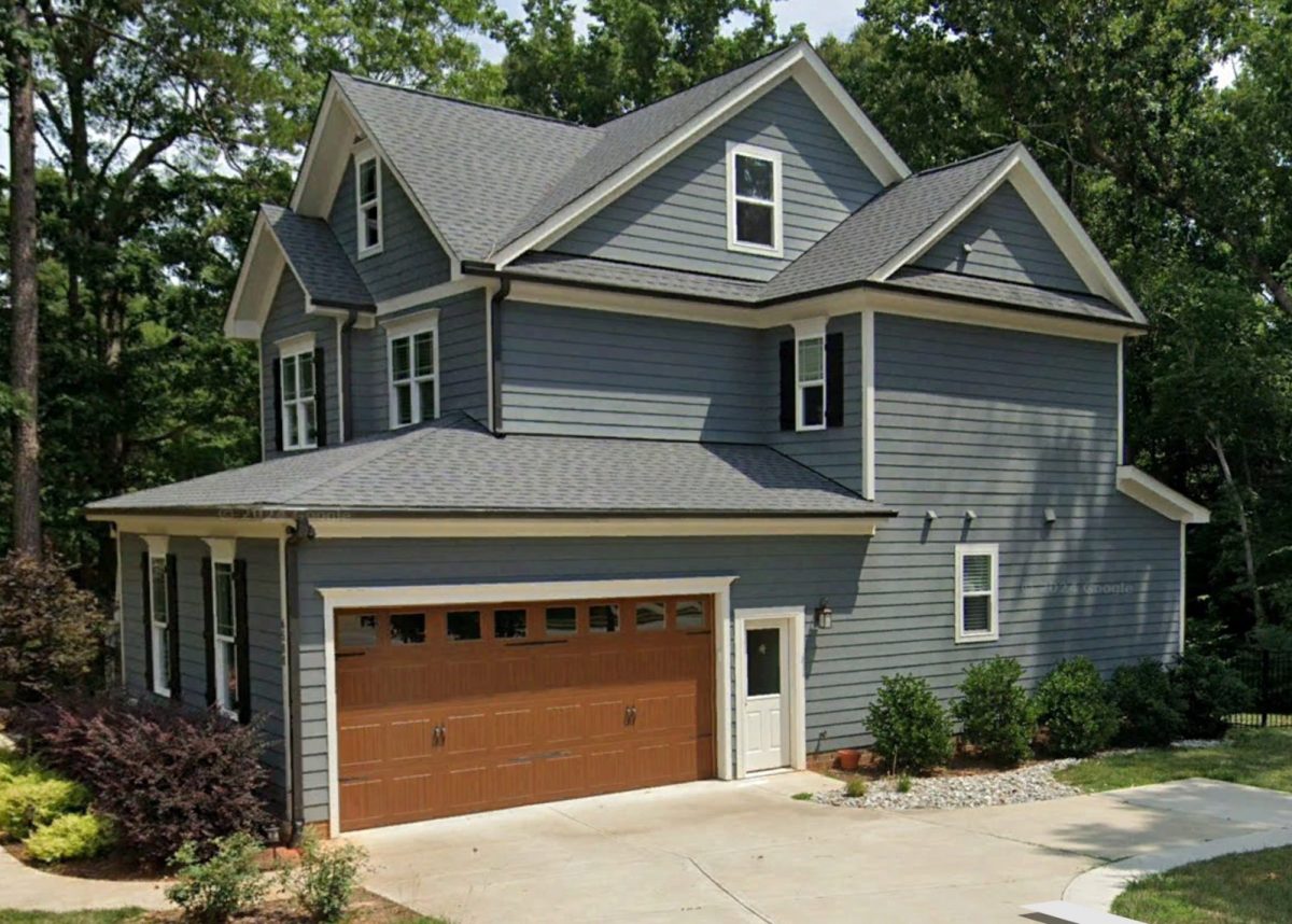 Custom house Floor Plan with 4 Beds, 2.5 Stories & Garage