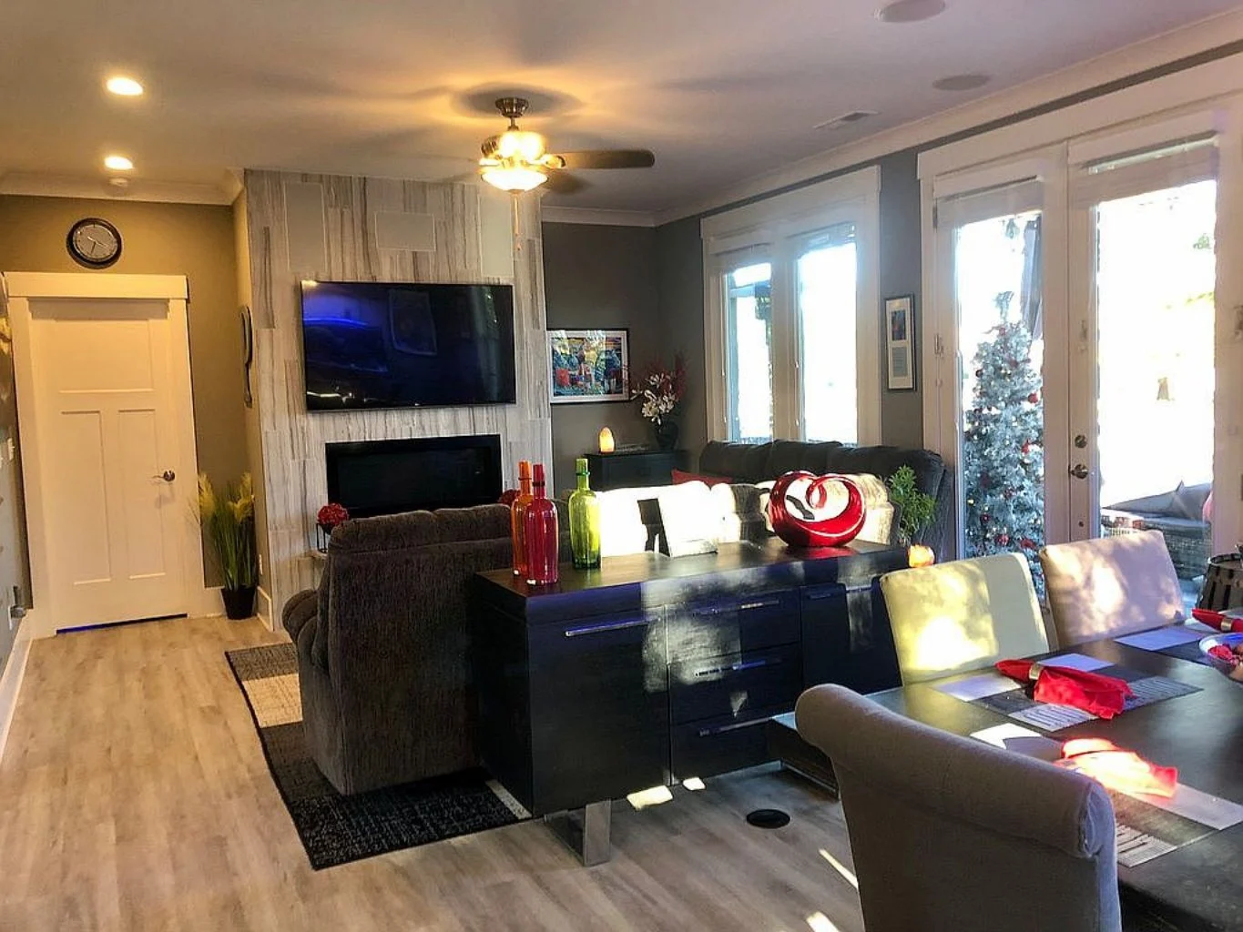 Modern Craftsman house Floor Plan with Detailed Blueprint Designs