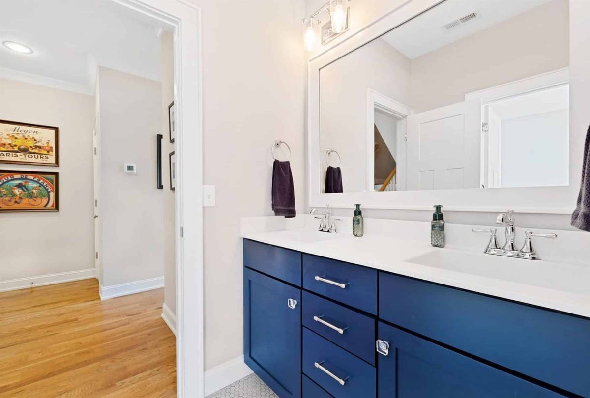 Modern Craftsman house Plan with 3 Floors and Detailed CAD Designs