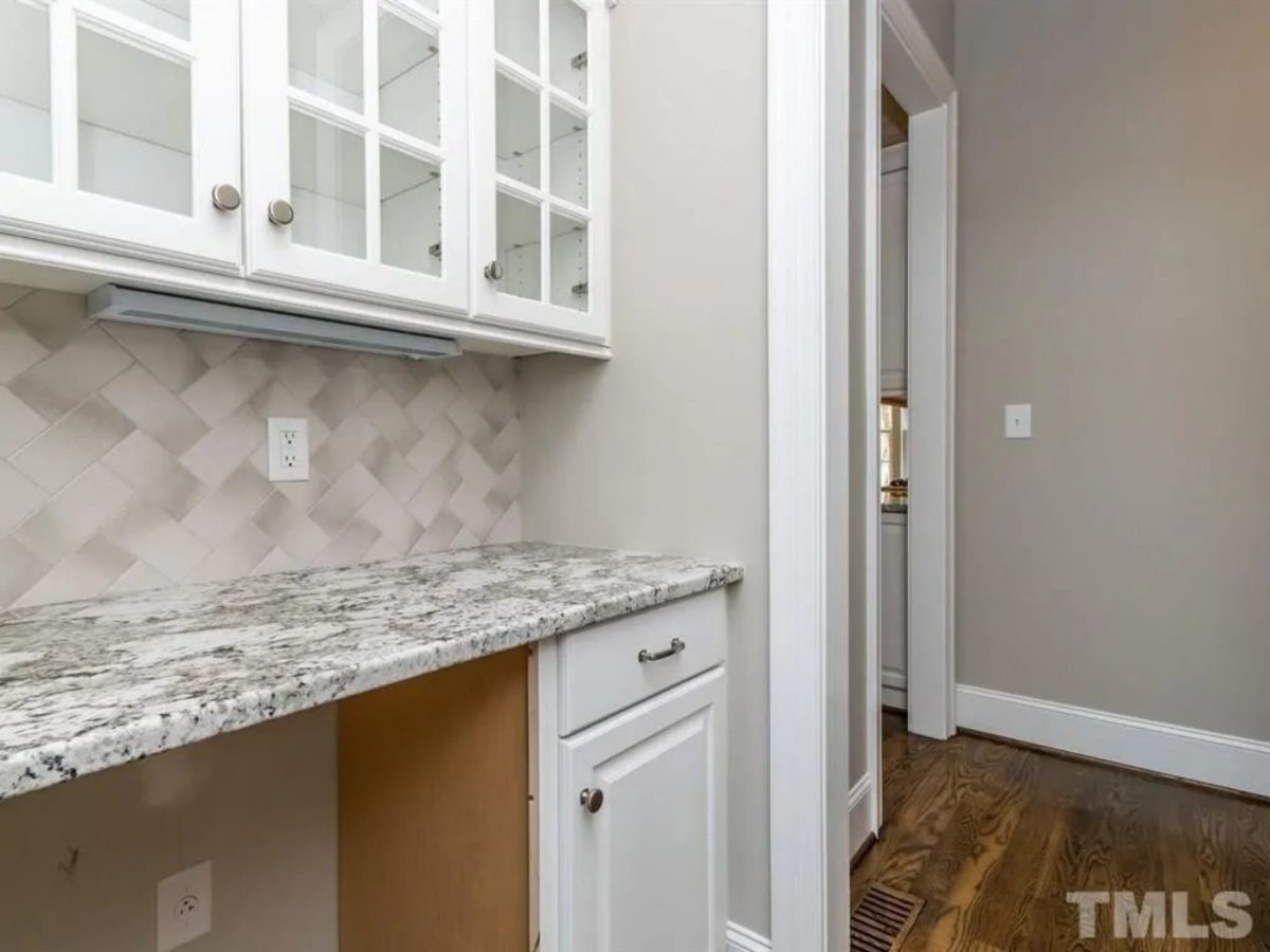 Craftsman house Plan with Modern Floor Designs & CAD Blueprints