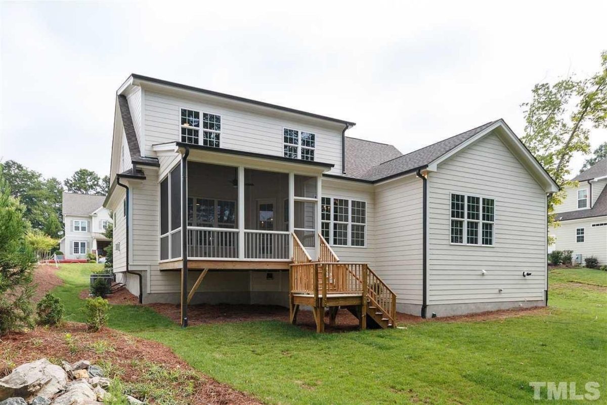 Charming 2-Story house Plan with CAD Designs & Blueprints