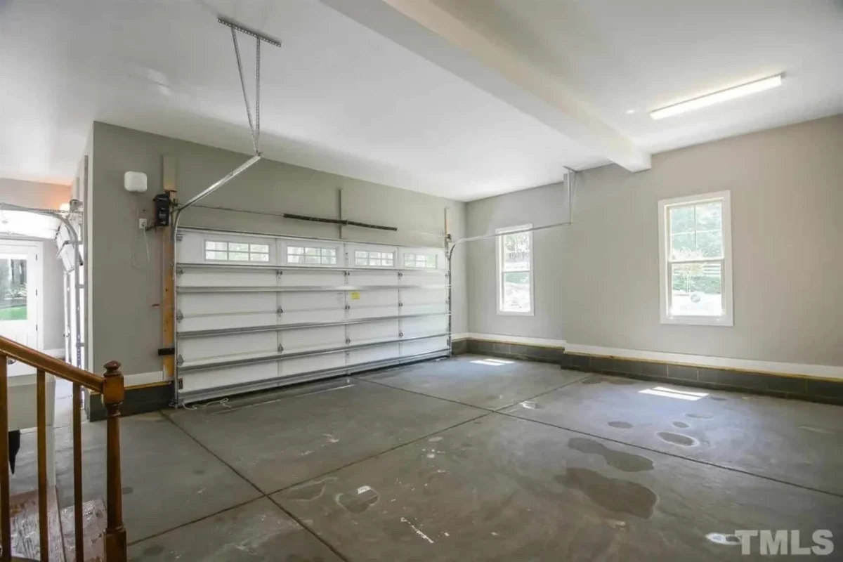 Modern house Floor Plan - Blueprint with 2-Story Design & Features