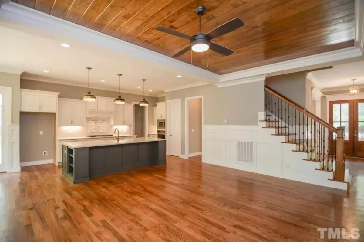 Modern house Floor Plan - Blueprint with 2-Story Design & Features