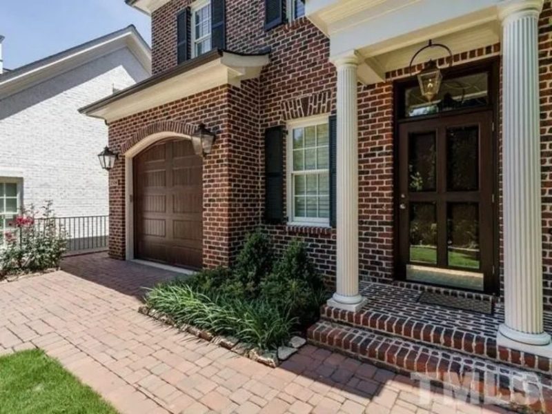 Colonial Revival house Plan