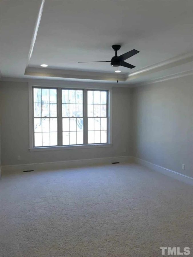 Craftsman-Style house Plan with Spacious Layout and CAD Designs